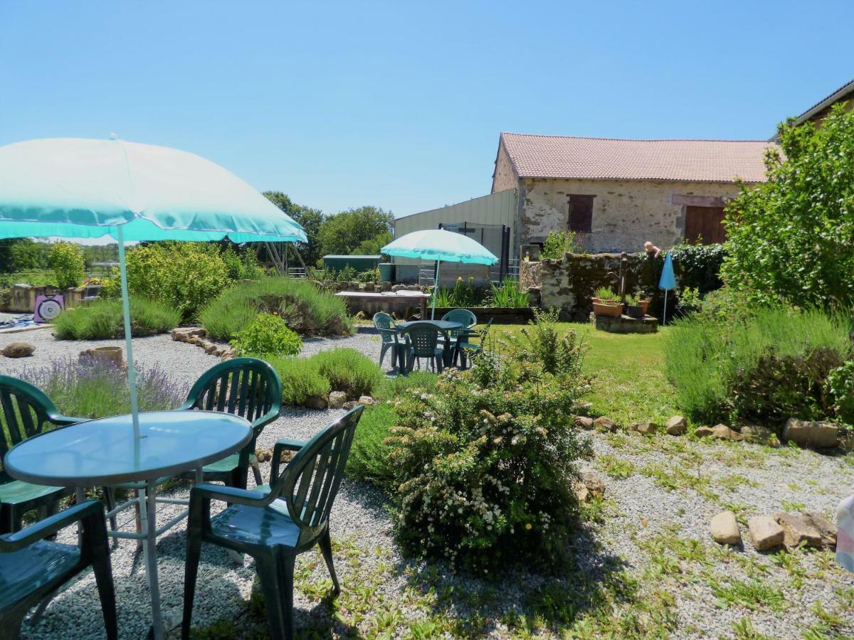 L'Ancien Presbytere Chambres D'Hote Ou Gite Le Dorat Bagian luar foto